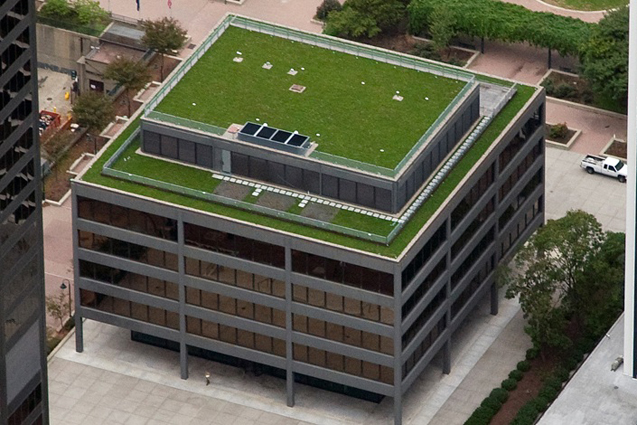 Commercial green and vegetative roofing systems